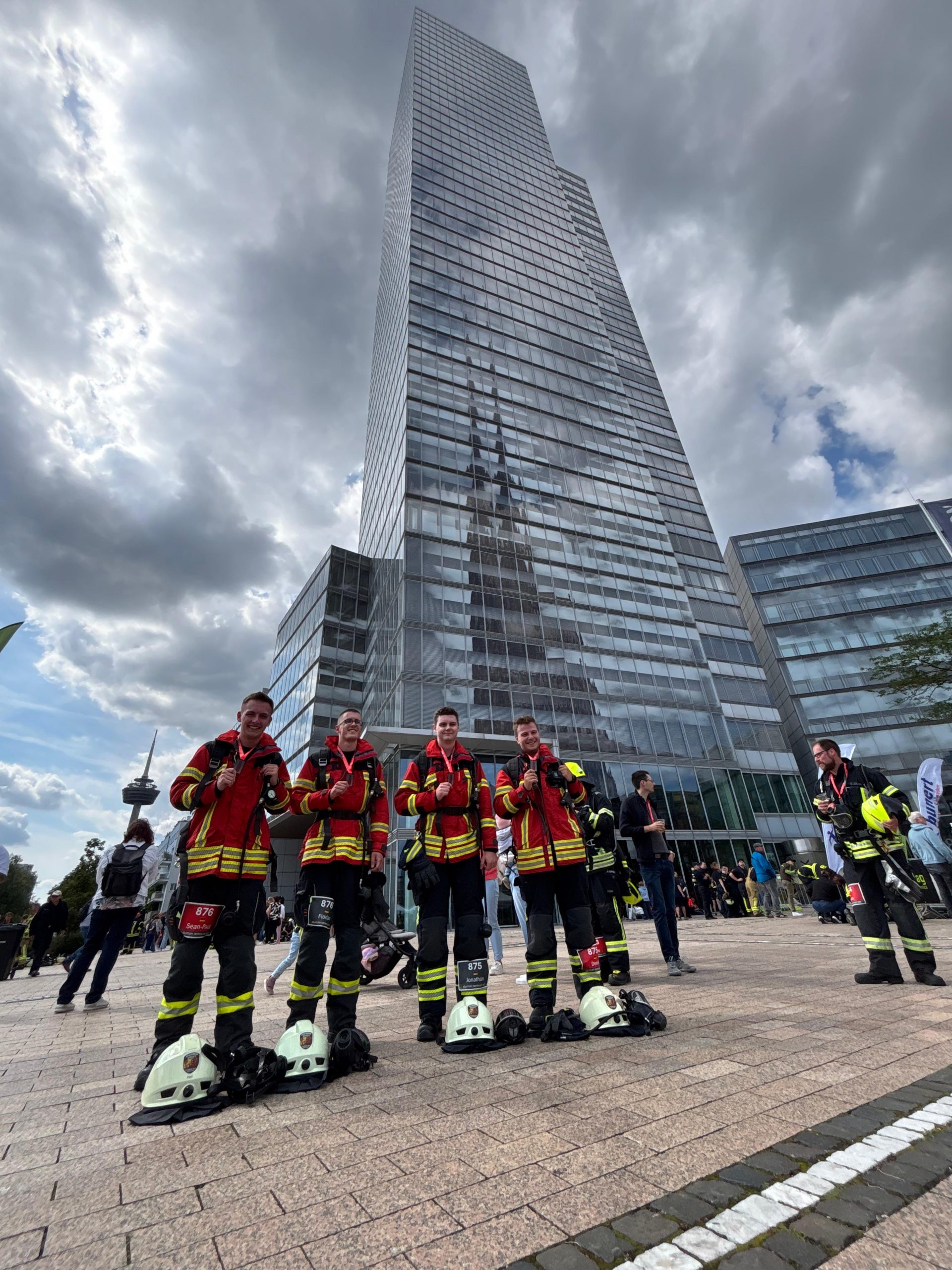 Treppenlauf in Kölns höchstem Bürogebäude