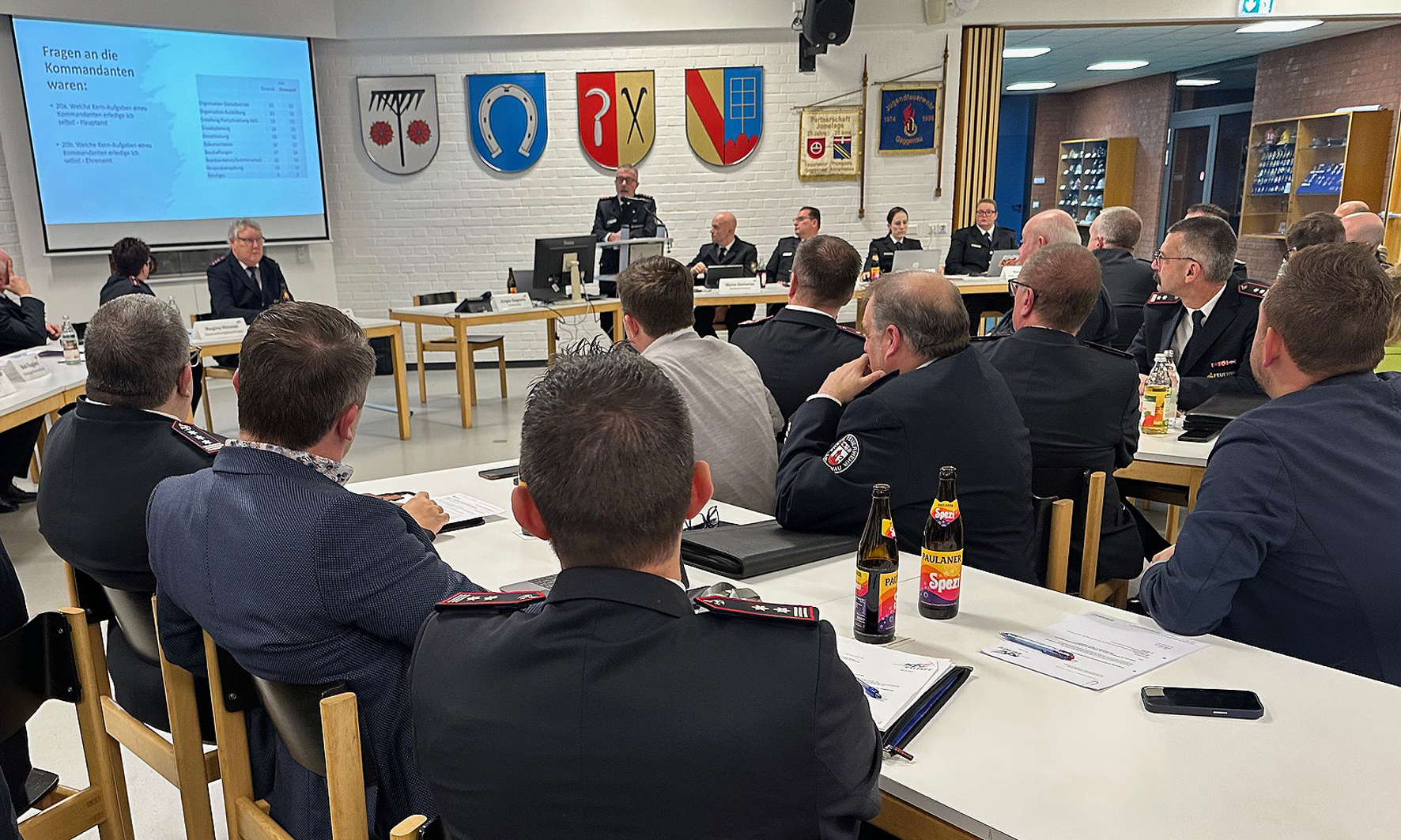 Gedankenaustausch der Kommandanten und deren jeweiligen Gemeindevertreter mit dem Kreisfeuerwehrverband Rastatt